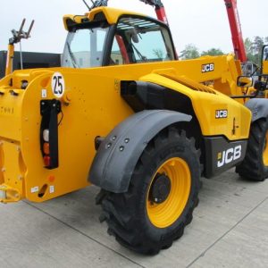 JCB531-70 (586) - obrazek 6