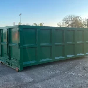 Otwarty kontener rolkowy w kolorze zielonym – Do odpadów wielkogabarytowych - obrazek 7