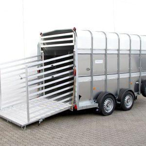 Ifor Williams Przyczepa do bydła TA510 12x7 178x372 cm | Wys. 213 cm - obrazek 3