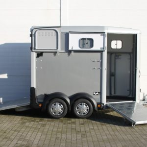 Ifor Williams Przyczepa do koni HB506 | Przednie wyjście - obrazek 12