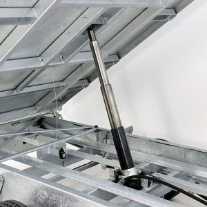 Variant wywrotka trójstronna VDK 185x360 3,5t | Resory piórowe | Pompa elektryczna | Schowek na rampy | Nadstawki siatkowe - obrazek 11