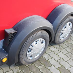 Ifor Williams Przyczepa do koni HB506 | Przednie wyjście | czerwona - obrazek 8