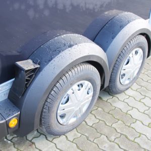 Ifor Williams Przyczepa do koni HB506 | Przednie wyjście | Klapodrzwi | czarna - obrazek 12