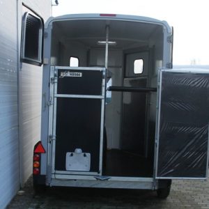 Ifor Williams Przyczepa do koni HB506 | Przednie wyjście | Klapodrzwi | czarna - obrazek 10