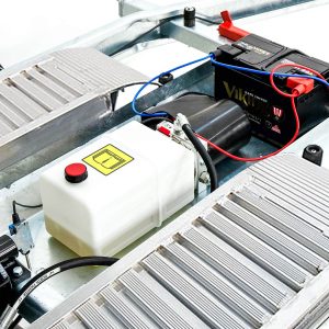 Debon Wywrotka trójstronna 180x306 2,6t | pompa elektryczna | rampy | podpory - obrazek 16