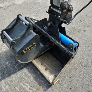 Takeuchi TB216 - obrazek 24