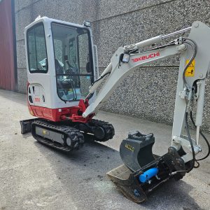 Takeuchi TB216 - obrazek 4