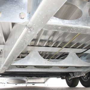 Ifor Williams Przyczepa do koni HB506 | Siodlarnia | czarna - obrazek 13