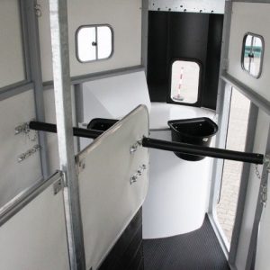 Ifor Williams Przyczepa do koni HB506 | Siodlarnia | czarna - obrazek 7