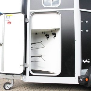 Ifor Williams Przyczepa do koni HB506 | Siodlarnia | czarna - obrazek 8