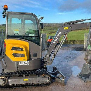 Volvo ECR25D - obrazek 3