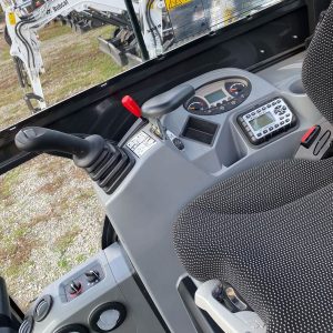 Bobcat E19 - obrazek 9