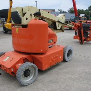 JLG E400AJPN (540) - obrazek 4