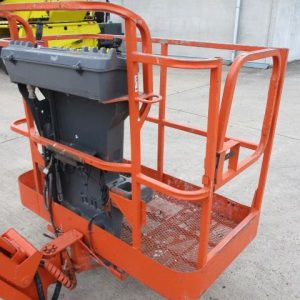 JLG E400 AJPN (057) - obrazek 4